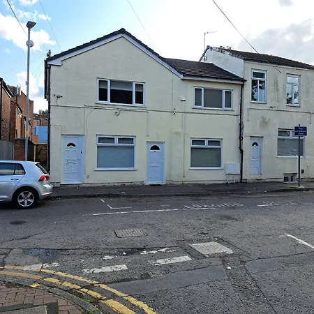 Grand Apartments Stretford-2